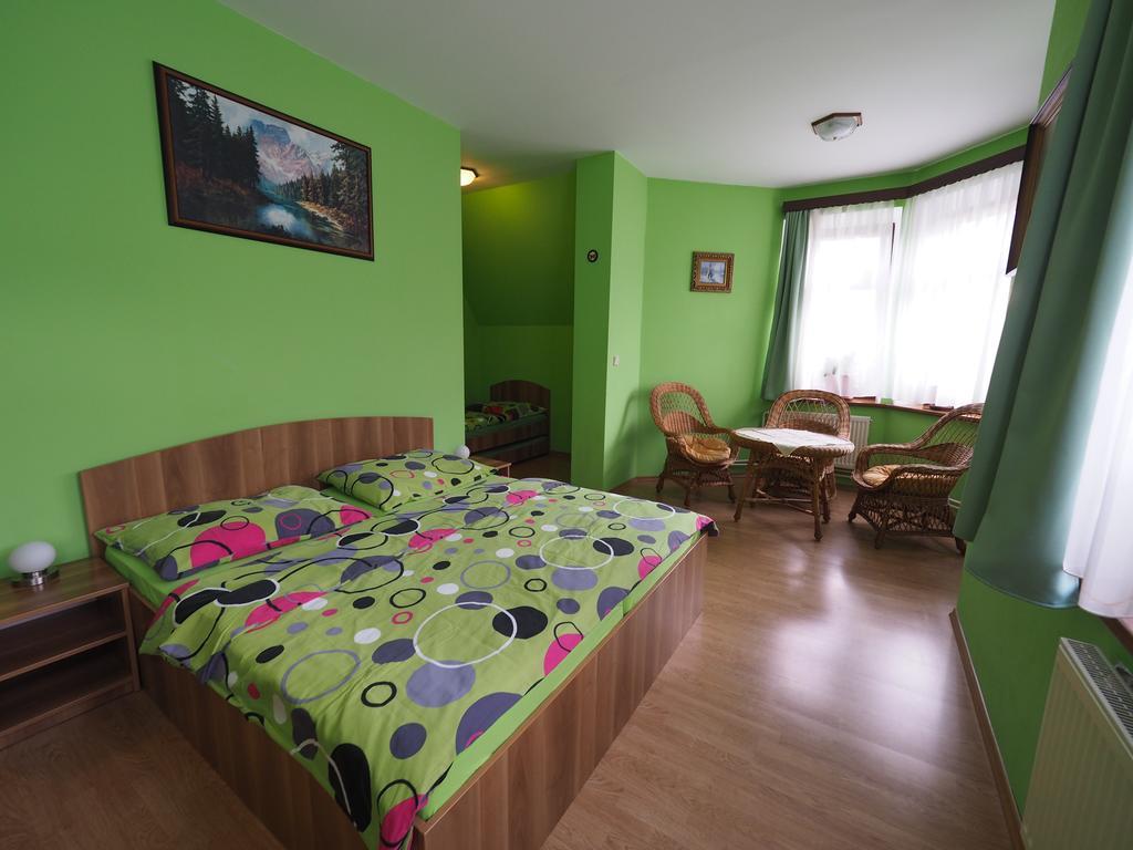 Penzion U Krejzu Dolni Poustevna ภายนอก รูปภาพ